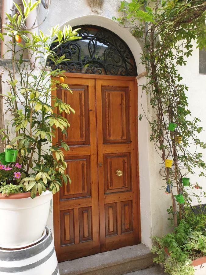 Lipari Suite Apartament 外观 照片
