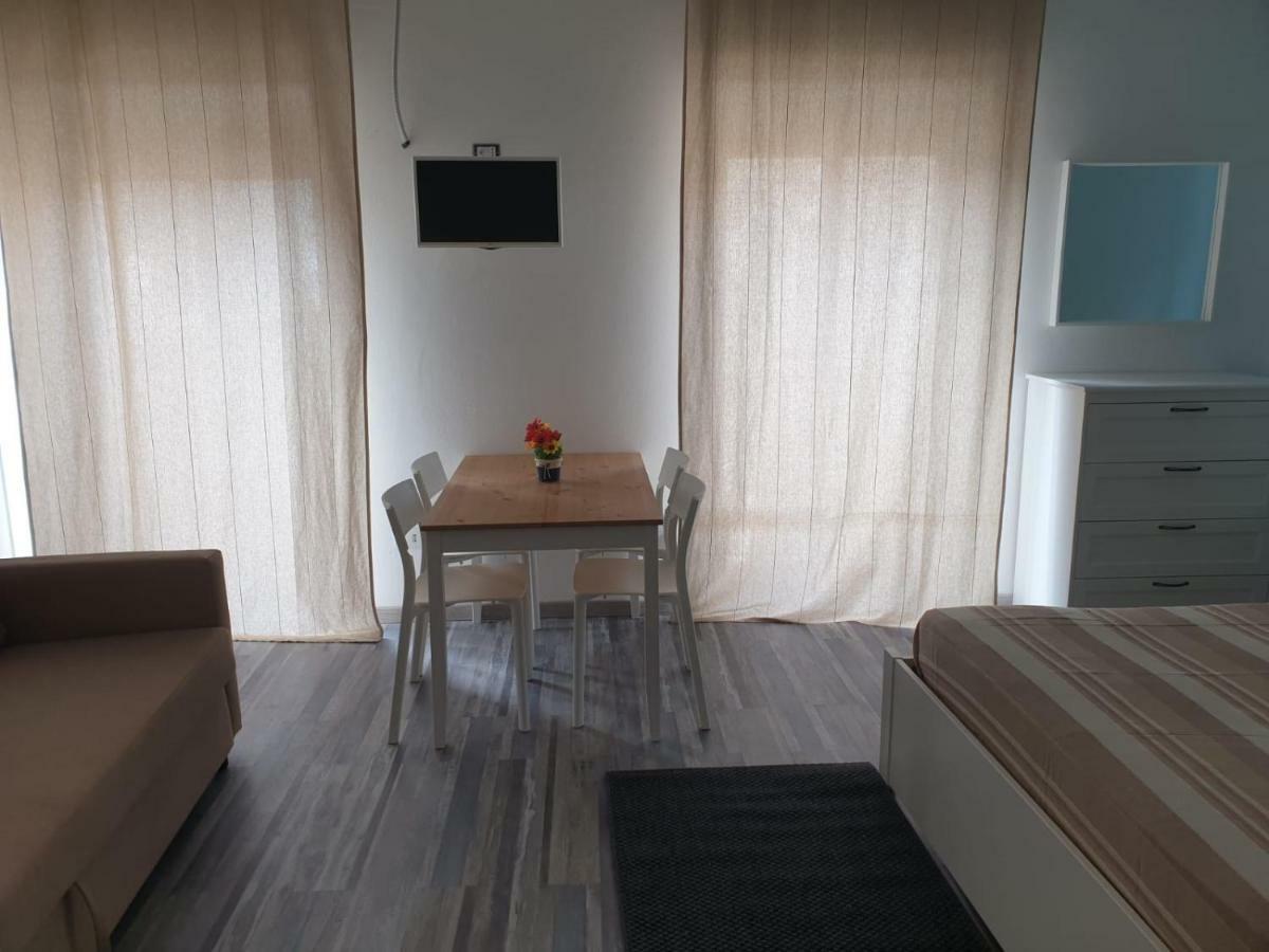 Lipari Suite Apartament 外观 照片